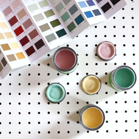 Colour charts of air purifying paint